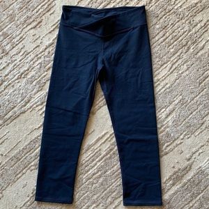 Fabletics Cropped Legging